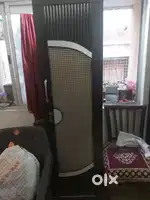 Wardrobe(kabat) 3 likes less used fashionable and stylish urgent cell