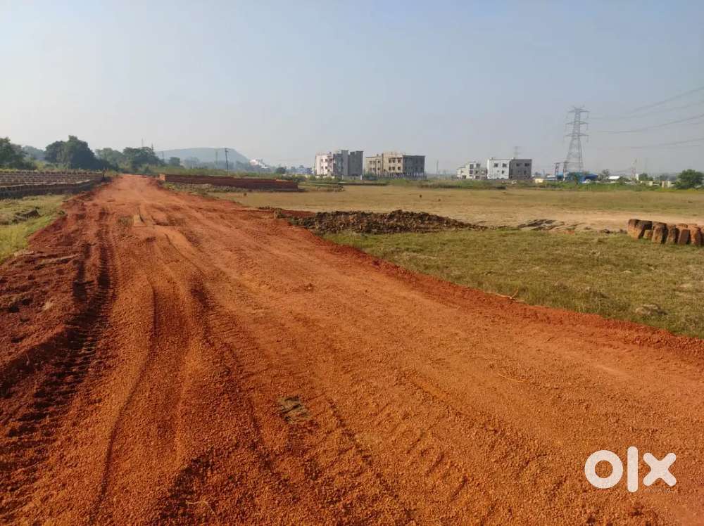 Sum Hospitals to only 5klmtr Distance Ghangapatna yellow zone Plot.