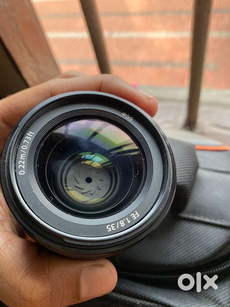 Clean condition sony 35mm 1.8