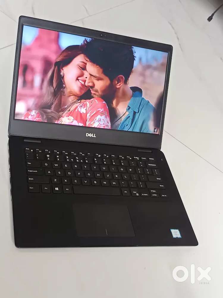 Dell silim intel Core i5 8th gen Laptop/256gb ssd/8gb ram fully ok