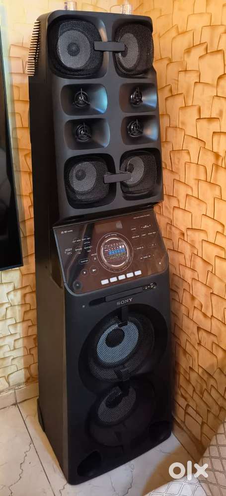 Sony 2000 watts party box speaker