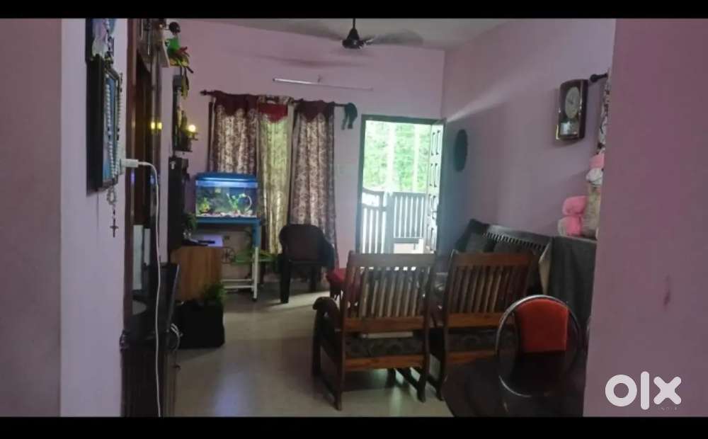 4 bhk , 2 floors house for sale 50 laks near Athipozhi Moolamkuzhi