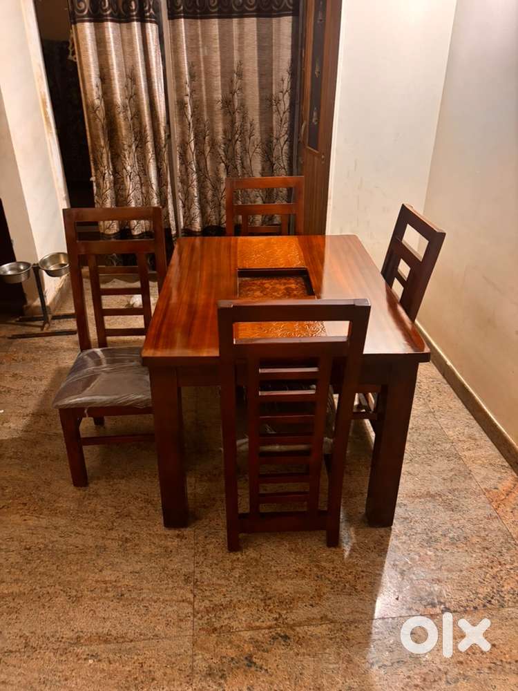 4  Setar dining table Assam teck wood affordable price