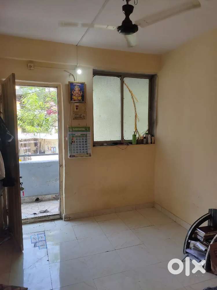 Looking for Female roommate. No deposit no brokerage