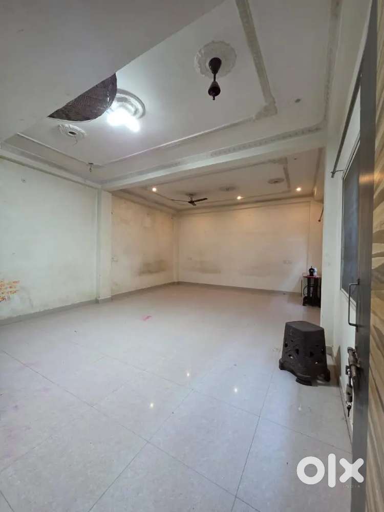 One holl and kitchen,bathroom water connection all facilitie available