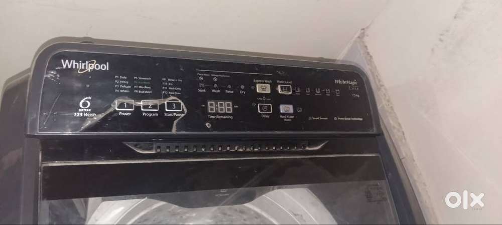 Whirlpool fully automatic machine,2025 model,1 year old.