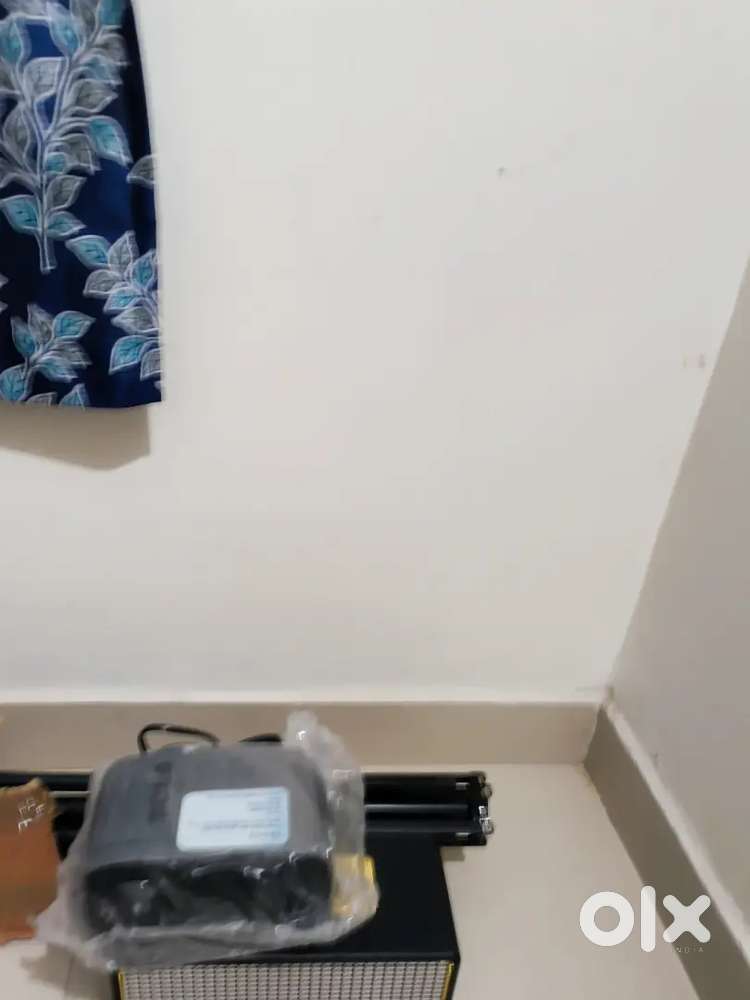 Lifelong mini plix projector, 100 inch tripod stand, boult speaker