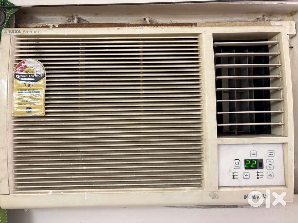 Voltas 1 Ton Window AC for immediate sale