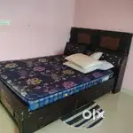 Queen size cot with 6 inch matress