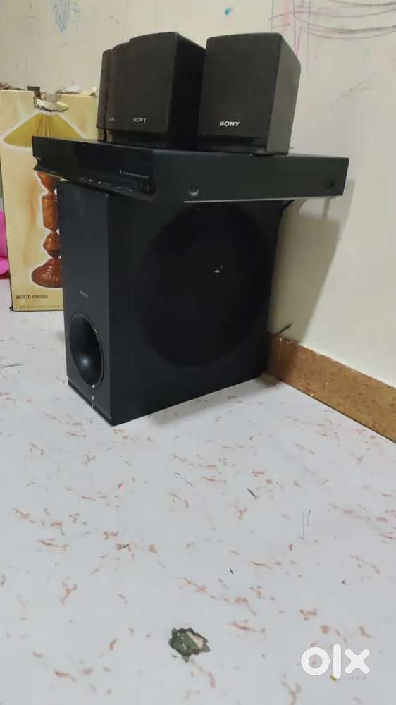 Panasonic music system & Sony home theatre system DAV-TZ145