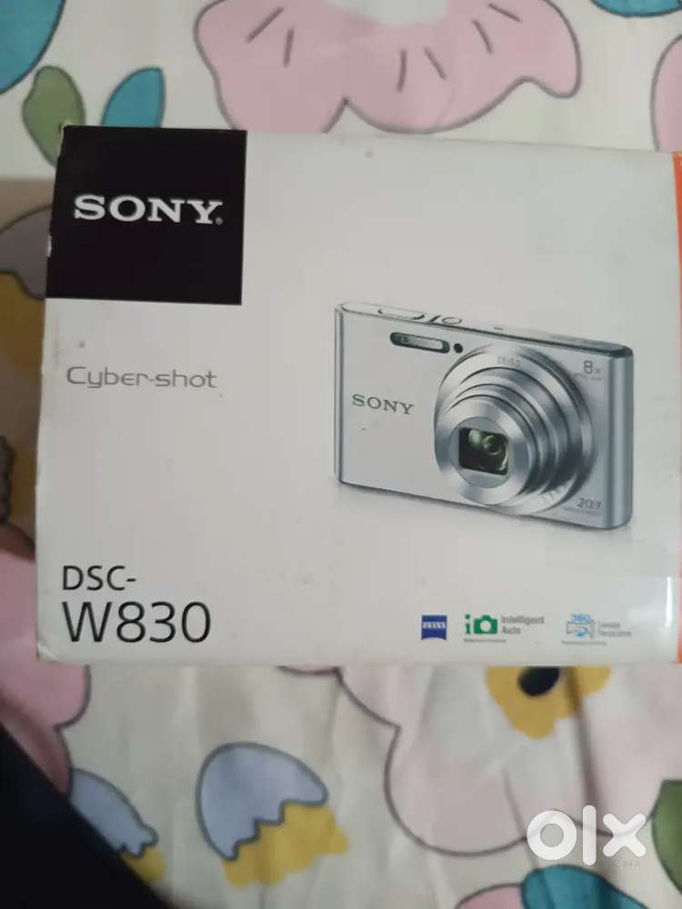 Sony Cyber shot camera DSC-W830