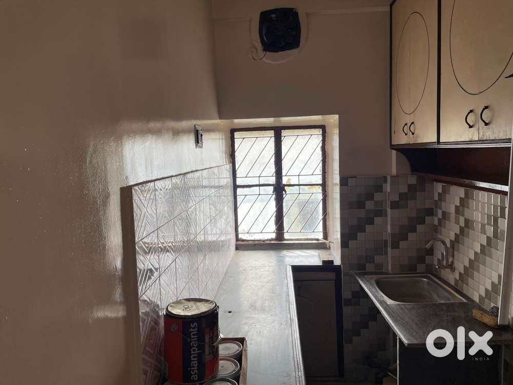 2BHK flat for immediate rent for working professionals