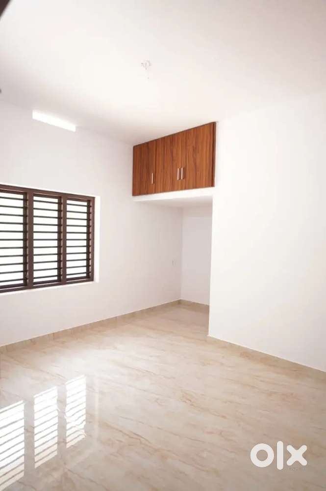 2BHK UPSTAIRS IN OLARI THRISSUR