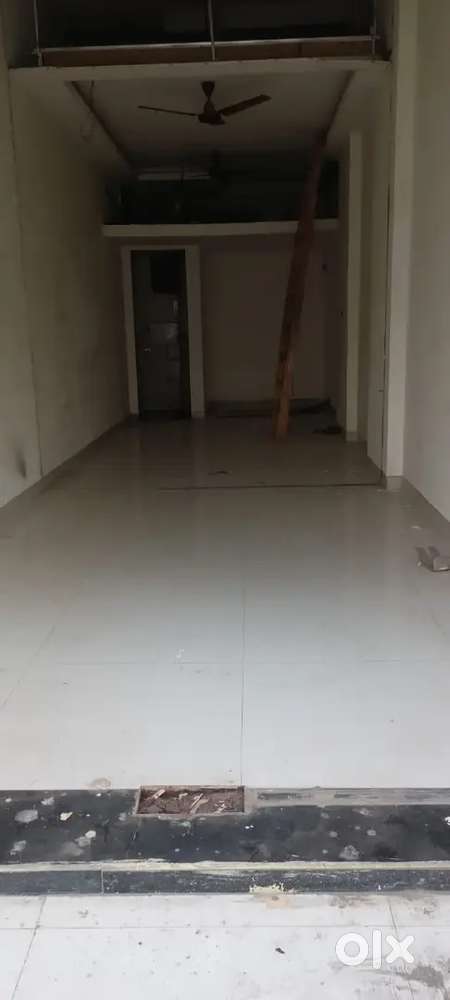 Shop for rent at seawood Sector 40 on Prime location