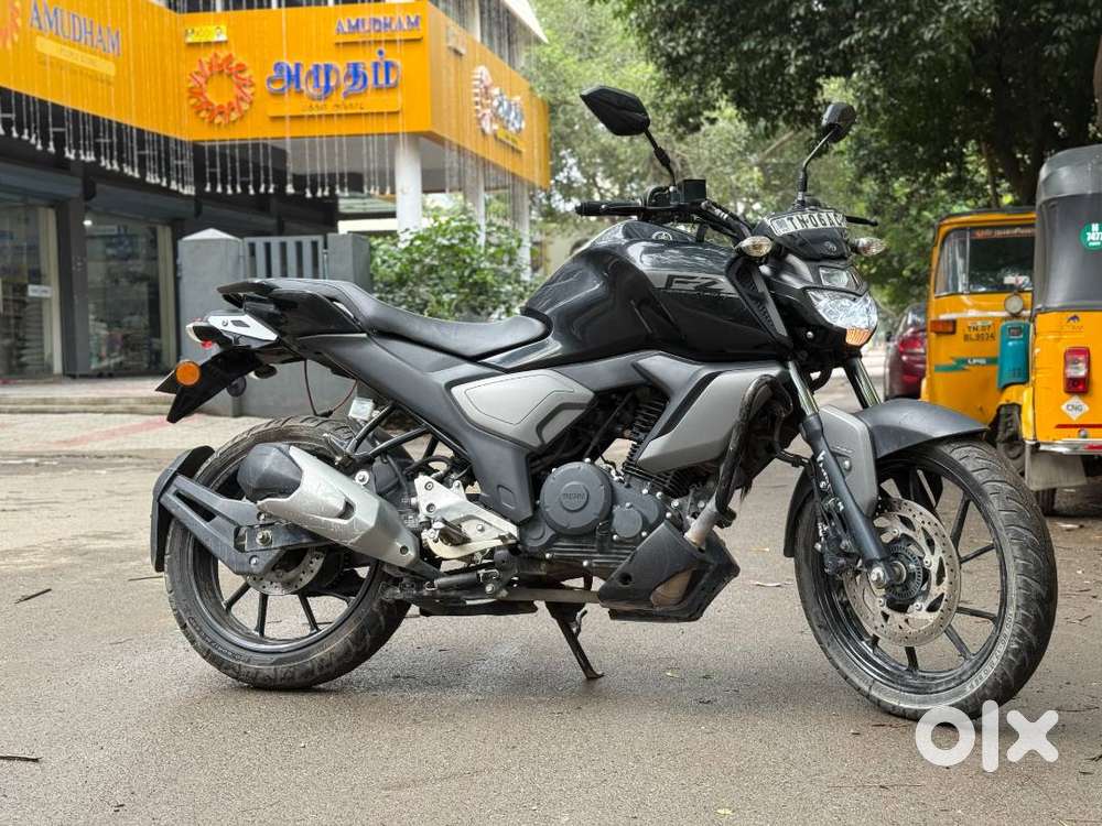 Yamaha FZ V3