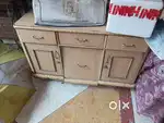 Woolen Showcase table