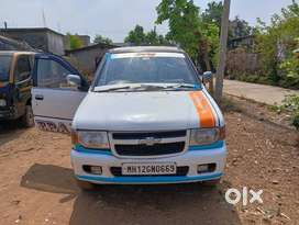 Chevrolet Tavera B1 10-Seater - BS III, 2011, Diesel
