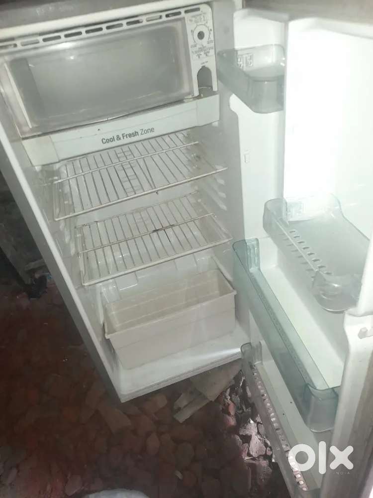 New body LG fridge only