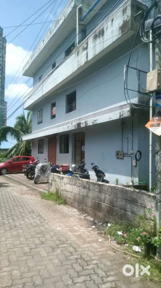 Airah gents hostel near infopark kakanad