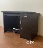 Wooden study table