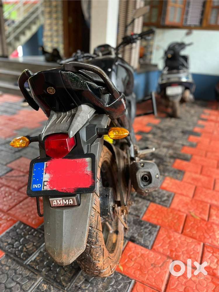 Yamaha fz 2016 model