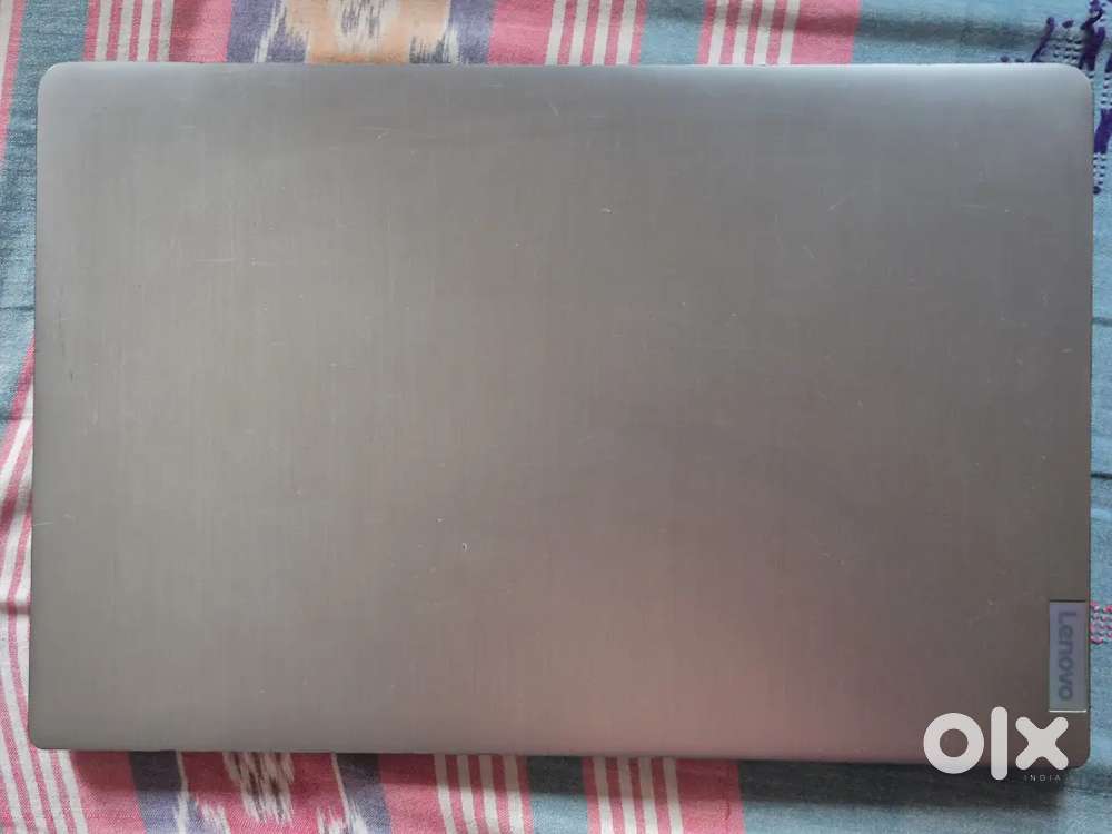 Lenovo Ideapad 3 - Ryzen 5 5500U 8/512 mint condition