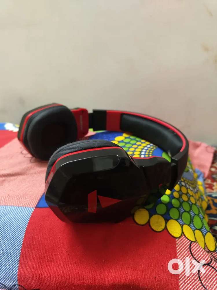 Boat Rockerz 510 wireless headphones