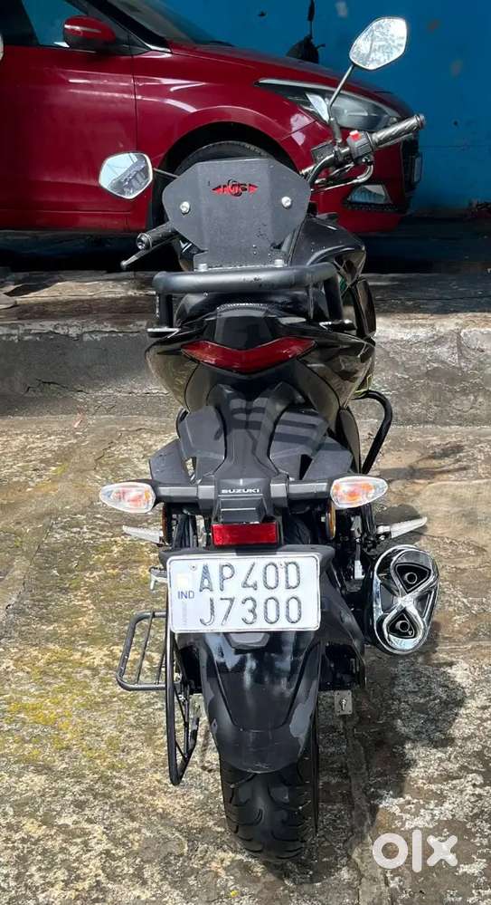 Suzuki gixxer