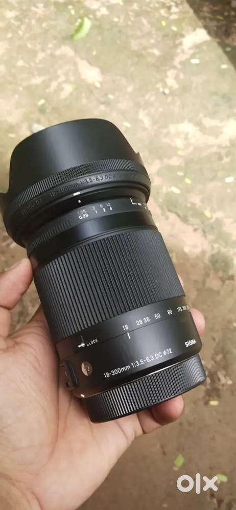 Canon mount sigma 18.300 mm lens