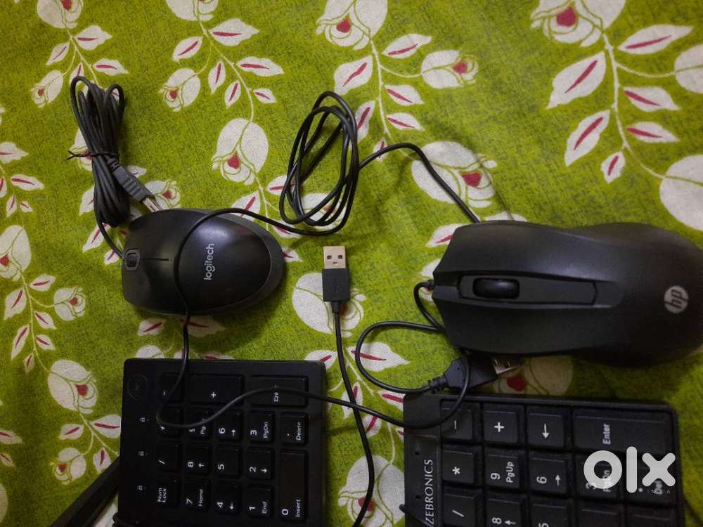 Sell urgently my computer accessories