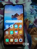 Badhiya chlta hua phone hai ek scratch nhi hai 32 gb