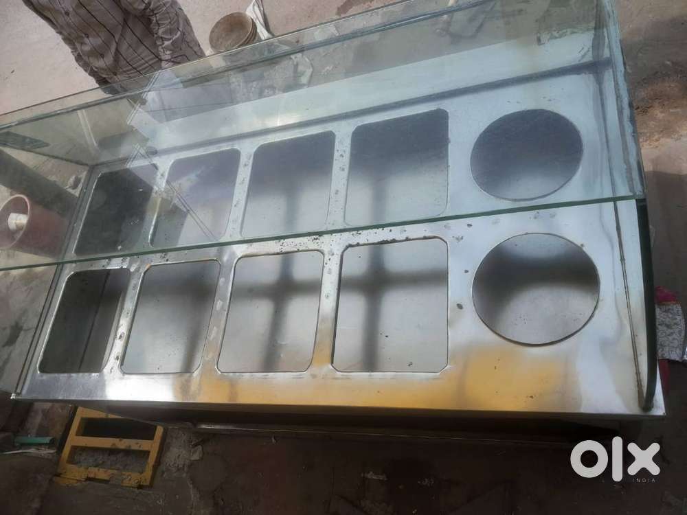 Curry point Counter Table