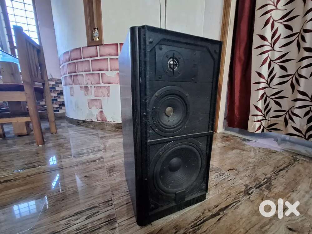 JBL LX 44 good condition