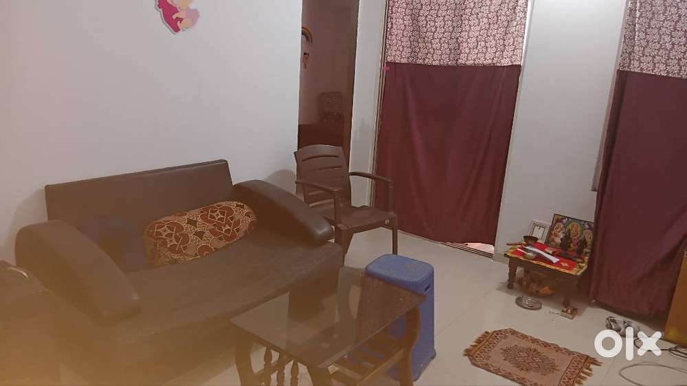 Required female flatmate