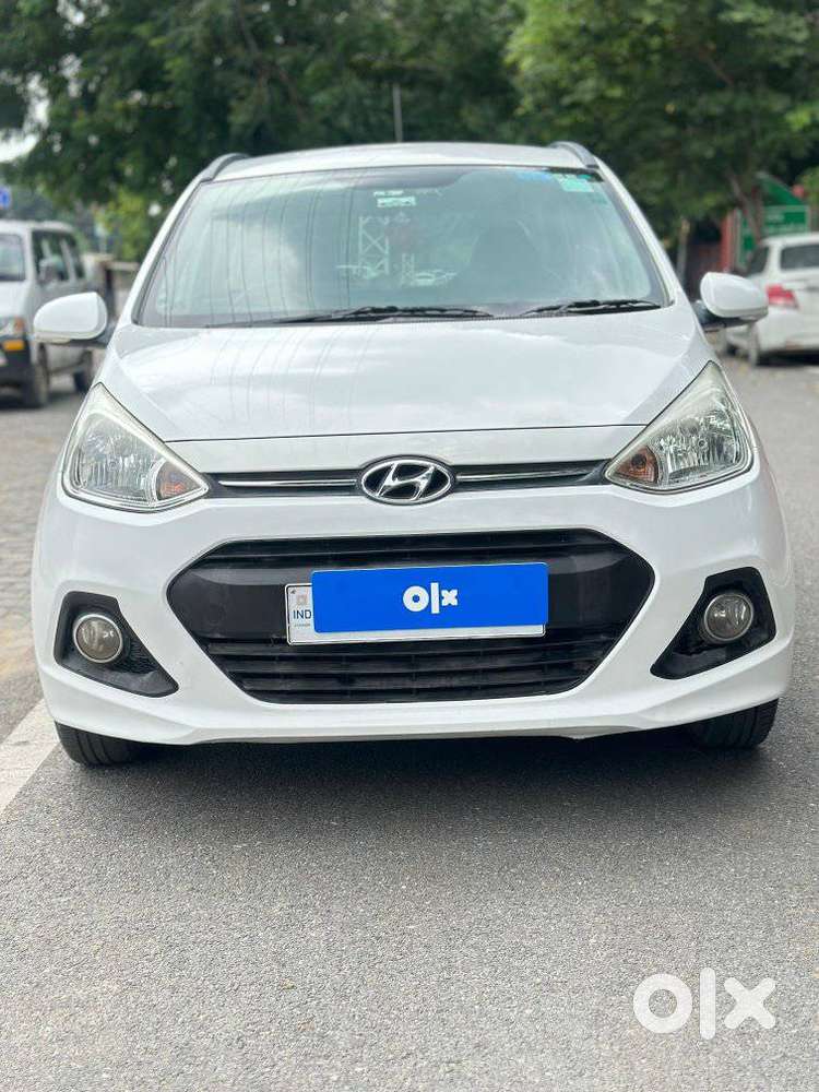 Hyundai Grand i10 2013-2016 Sportz, 2016, Petrol