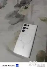 samsung s23 ultra with minor crack on display 1 year use