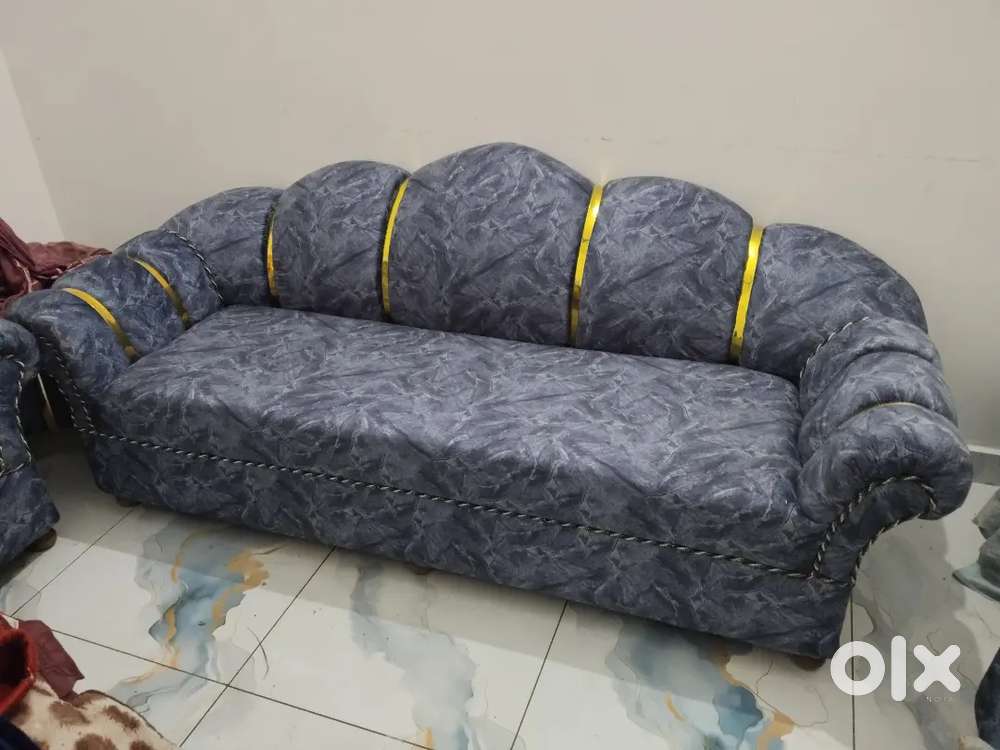 Branded sofa new