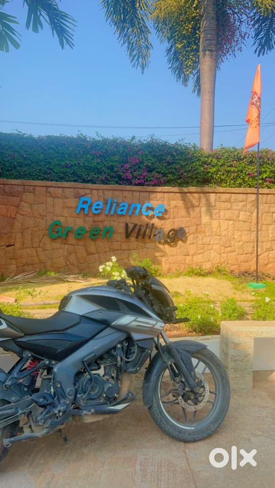 Mint condition Pulser ns 125 with upgraded tyre two