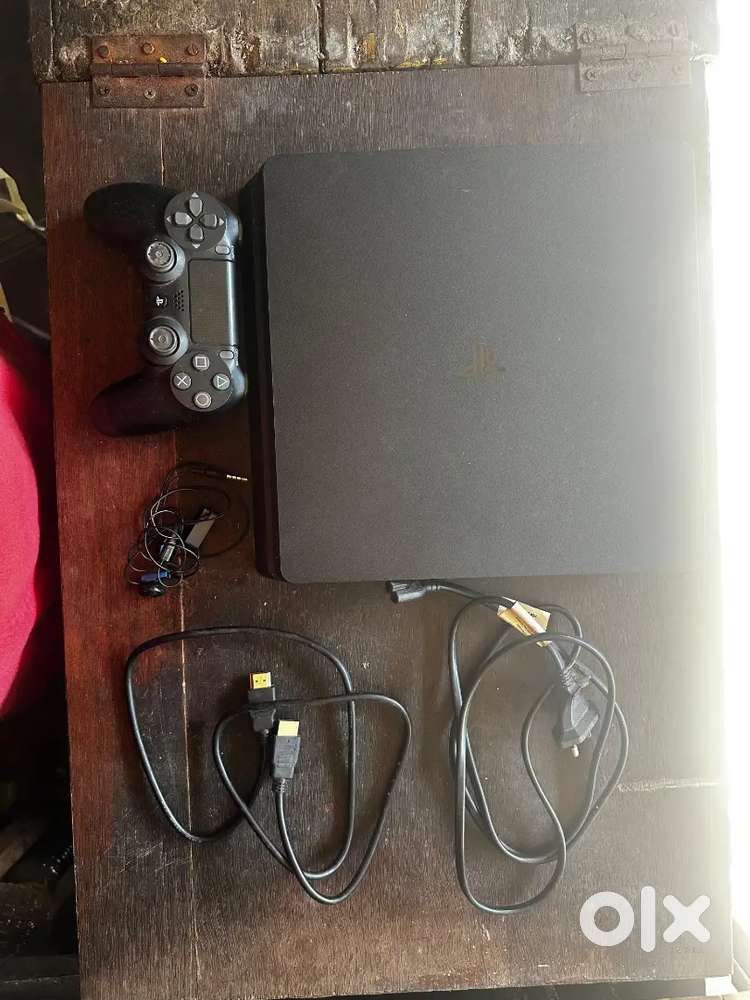 PlayStation 4 slim all CD including price, no single sell