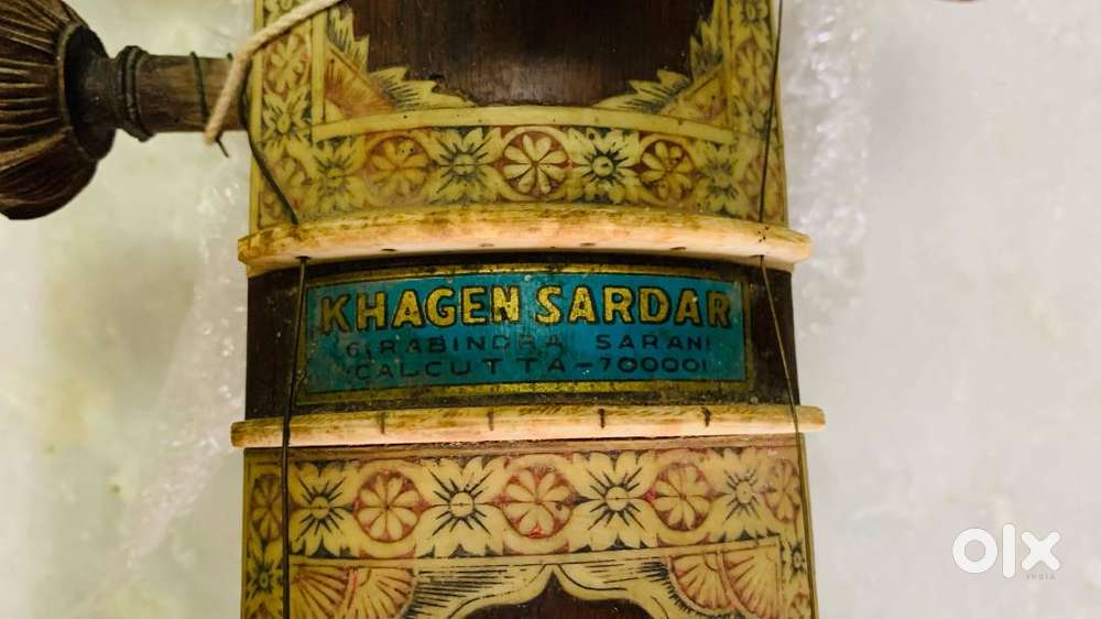 Very old Khagen Sardar extra large and long size gents tanpura