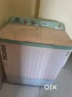 washing machine in running condition