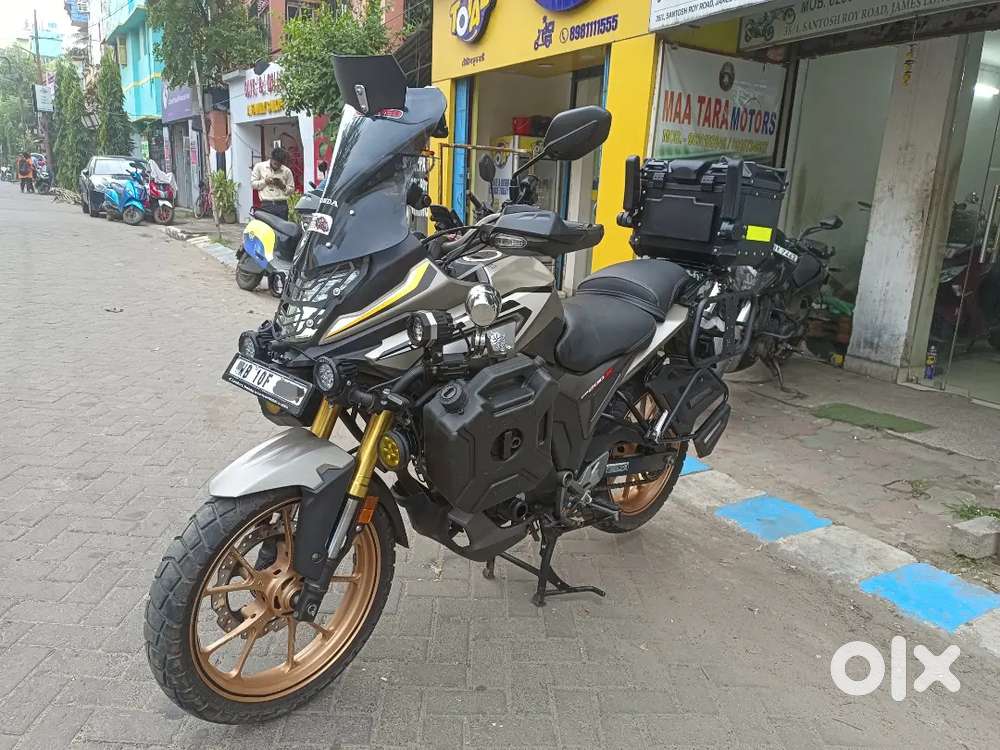 2024 jun model Honda CB 200 X ABS BS-6 EMI AVAILABLE