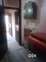 Builder floor E21/156 sector 3 Rohini Delhi good location