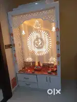 Muje carpenter mistri chayi jo pura kaam aata ho usko