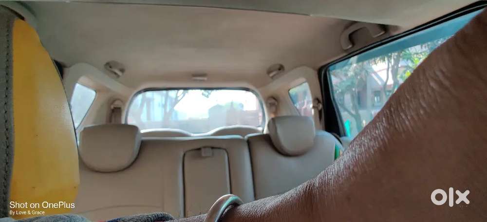 Maruti Suzuki Ertiga 2015 Diesel Well maintained engine condition.