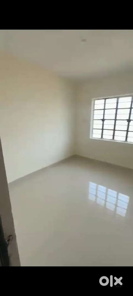 2 BHK Room on rent only for girl Room partner