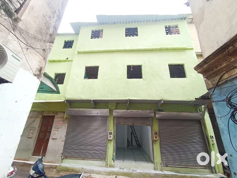 Makan vechan bhade aapva nu nr Manekchowk