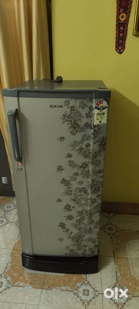Fridge 190L