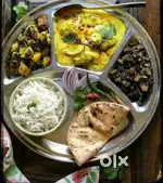 Labour ko khana Bnane bala Cook chahiye hai