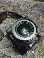 Canon DSLR camera 200d